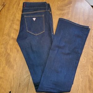 Guess Jean's, medium rise Sarah fit bootcut 27